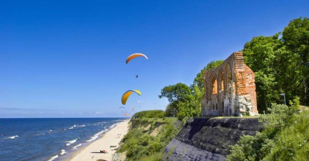 Apartamenty Obok Ruin Trzęsacz Exteriér fotografie